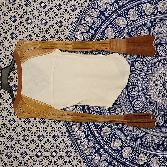 We the Free long sleeve - Picture 7 of 7